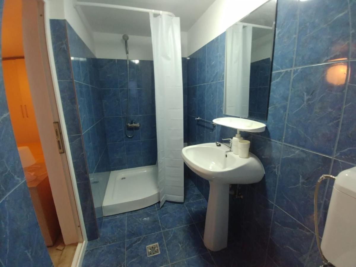 Casa Kotys Apartamento Albestii Paminteni Exterior foto
